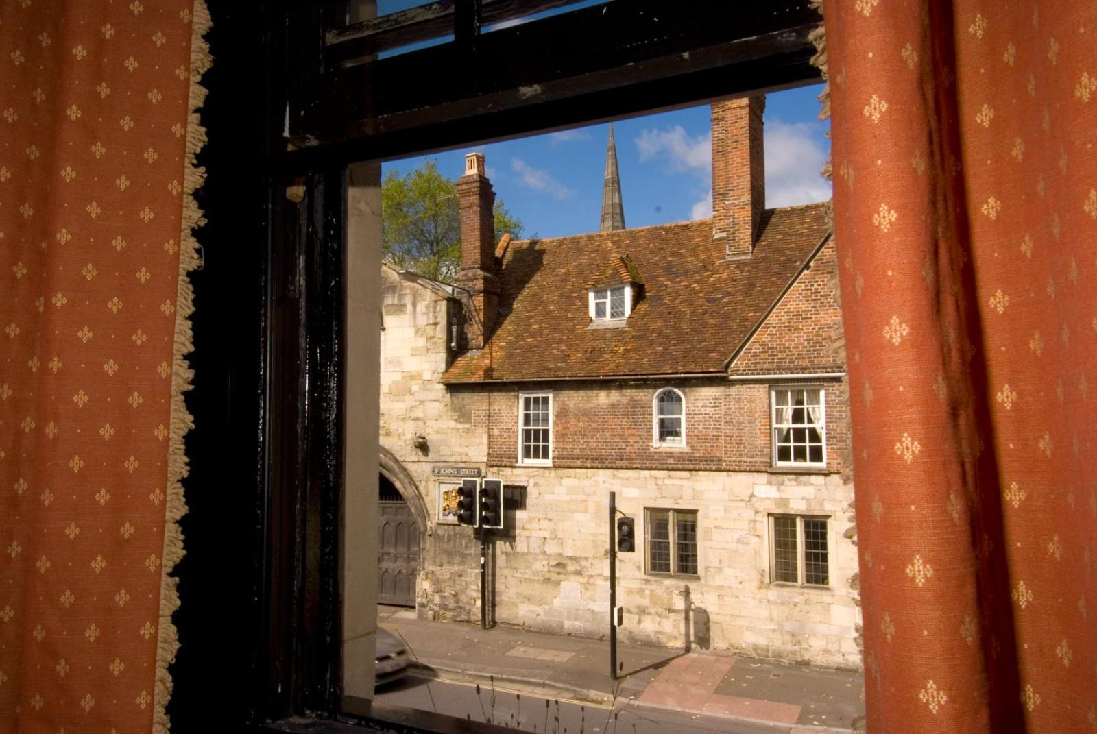 Chapter House Salisbury Quarto foto